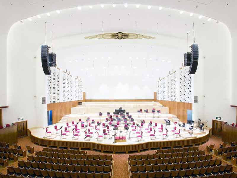 установка звукового оборудования